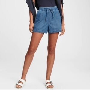 GAP NWT Easy Pull-On denim shorts S